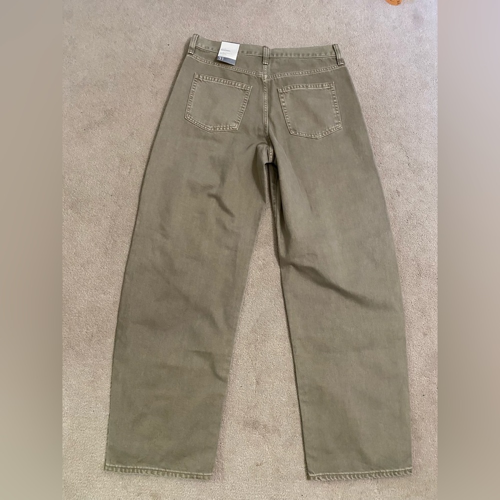 GAP Women’s High Rise Barrel - Picture 7 of 11